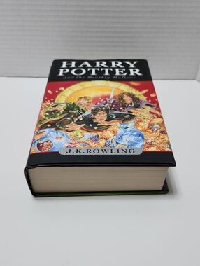 Harry Potter and the Deathly Hallows Hard Cover